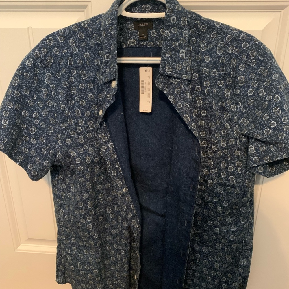 Men’s NWT Medium J. Crew button up shirt NWT